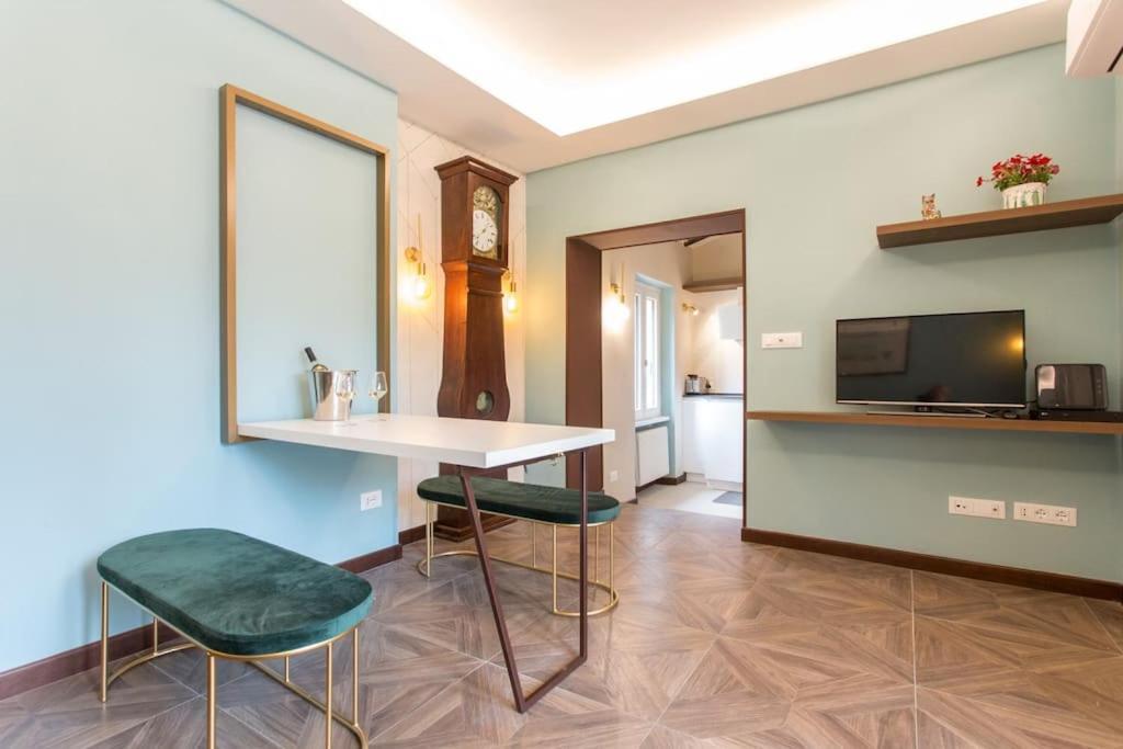 Apartment Frangipane 31 Monti Terrace *