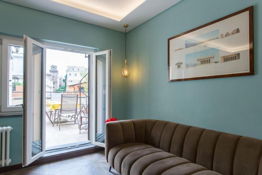 Apartment Frangipane 31 Monti Terrace
