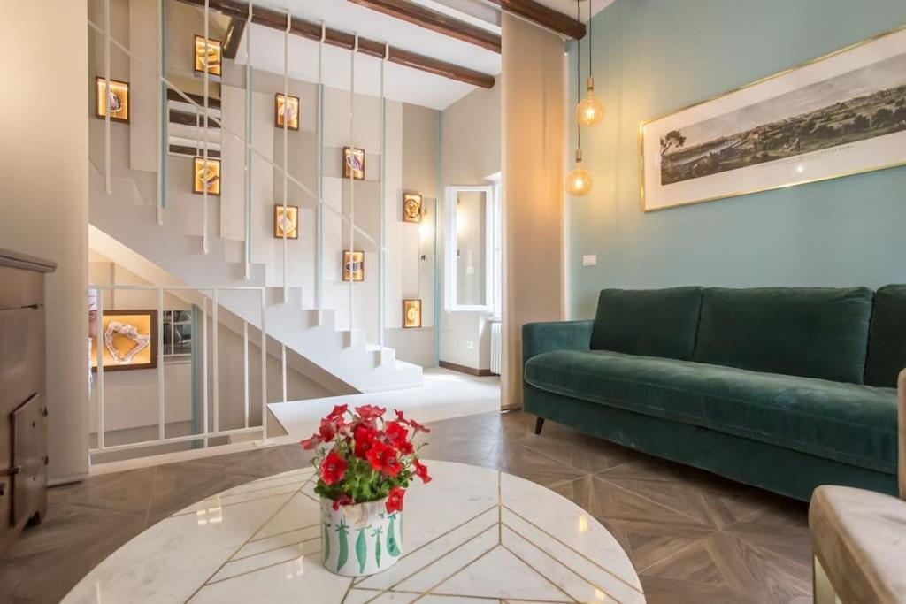 Frangipane 31 Monti Terrace Apartment Rome